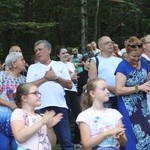 Msza św. w leśnej kaplicy na Baraniej Cisieckiej