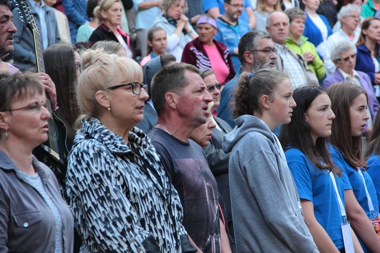 Chrześcijański Wieczór Uwielbienia w Czaplinku