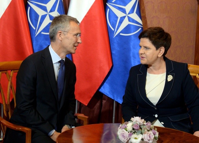Trwa spotkanie premier Szydło z szefem NATO