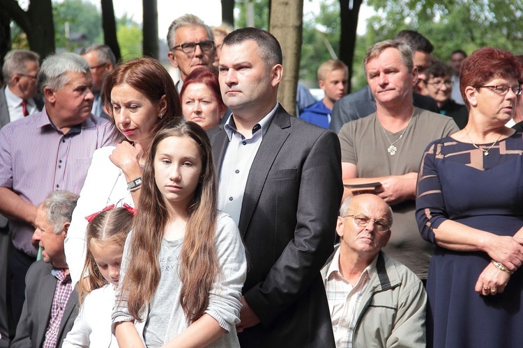 Błogosławieństwo groty Matki Bożej z Lourdes w Bińczu