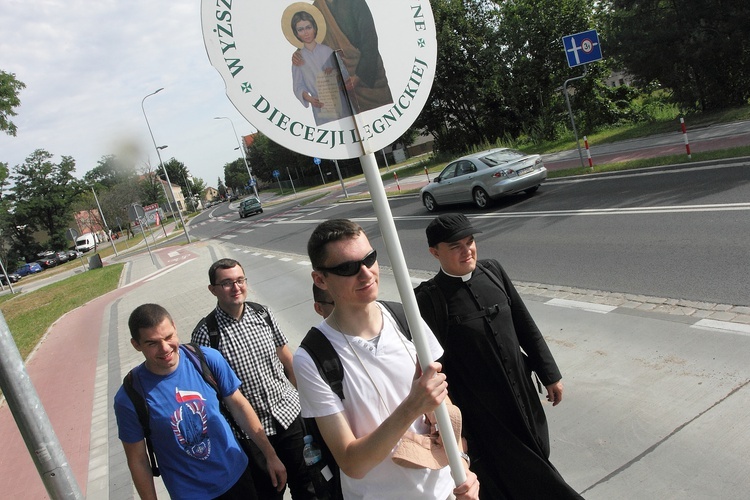 Matka czeka na alumnów