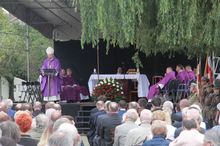 Msza św. za bohaterskich Pocztowców