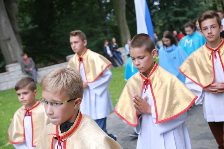 Dróżki różańcowe w Zawadzie