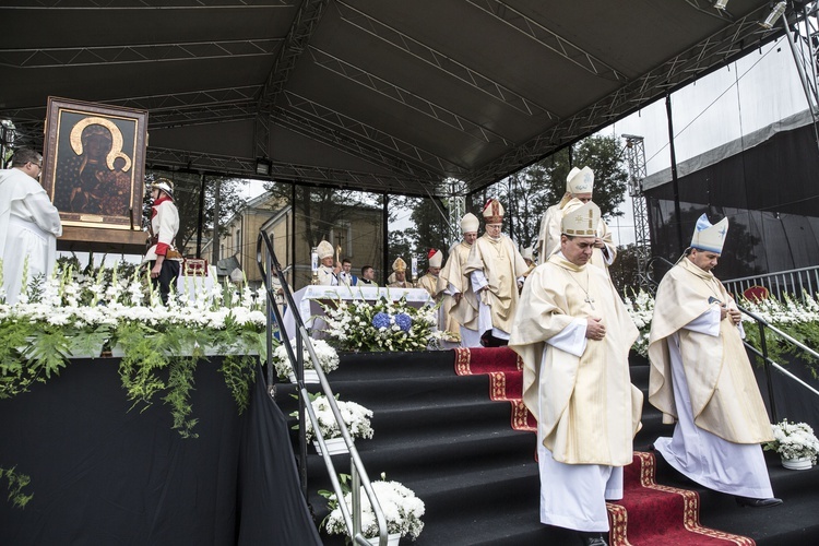 Msza św. przed ikoną jasnogórską - cz. 3