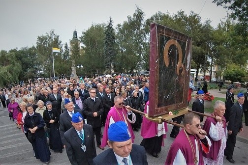 Witamy Cię, Królowo, w miejscu Cudu nad Wisłą