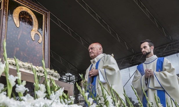 Witamy Cię, Królowo, w miejscu Cudu nad Wisłą