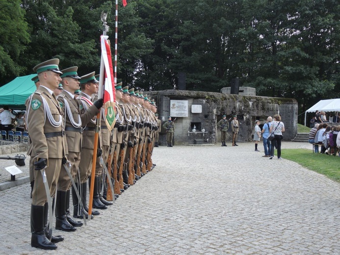 Pamięci obrońców Węgierskiej Górki