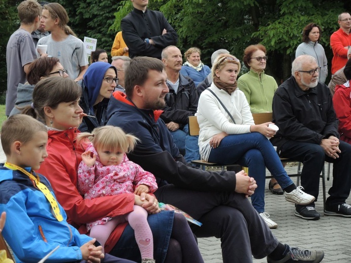 Festyn parafialny na Złotych Łanach