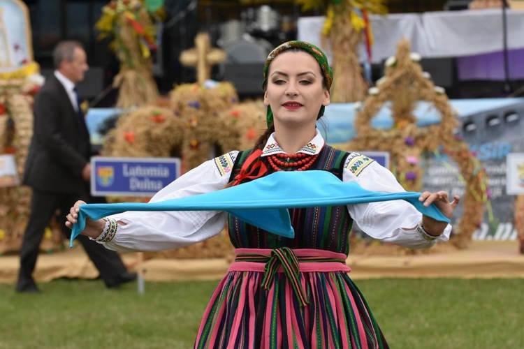 Dożynki diecezjalne w Lutomii Dolnej