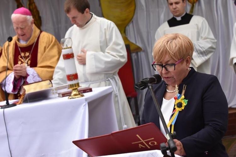 Dożynki diecezjalne w Lutomii Dolnej