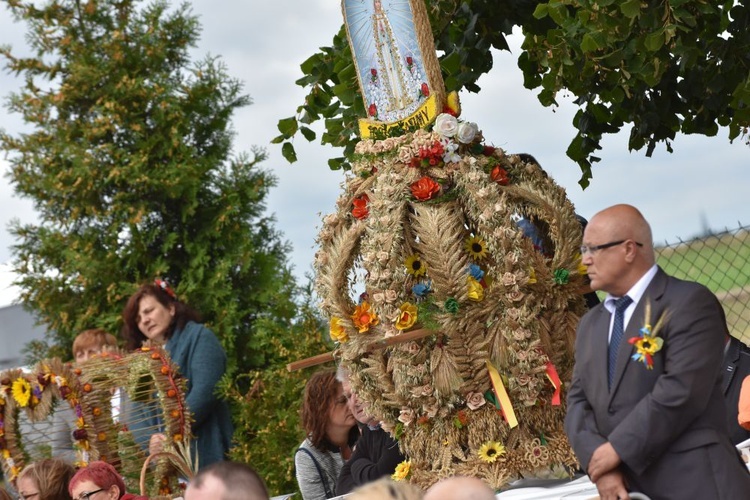 Dożynki diecezjalne w Lutomii Dolnej