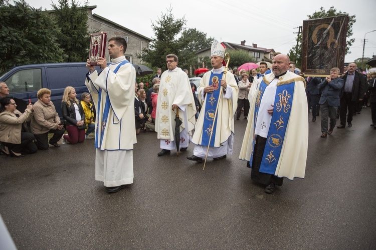 Królowa Aniołów w Załubicach