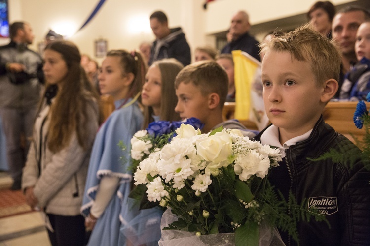 Józefów: Ikona w deszczu i gorące powitanie