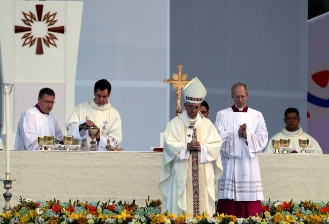 Franciszek: Bądźcie budowniczymi pokoju i promotorami życia