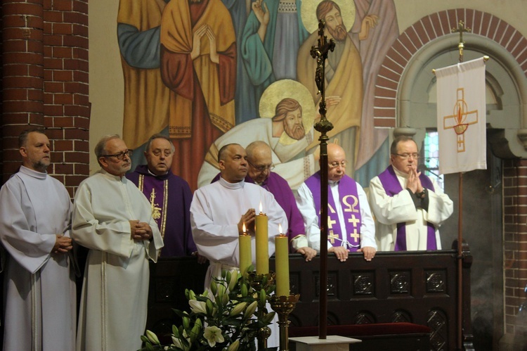 Pogrzeb śp. ks. Jerzego Mazurkiewicza cz. 1