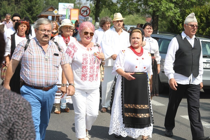 Korowód górali karpackich przez Istebną - 2017