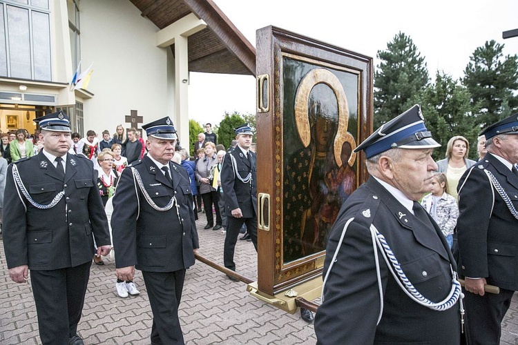 Mała Jasna Góra w Woli Rasztowskiej