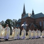 Procesja do ołtarza