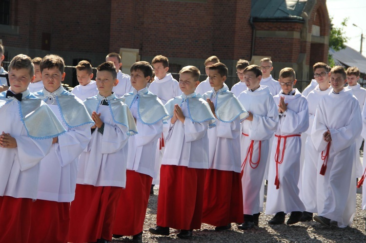 Procesja do ołtarza