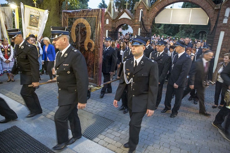 Dąbrówka. Powitanie jasngórskiej ikony