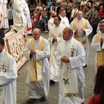 Młodzi w amfiteatrze pod Grojcem w Żywcu 2017