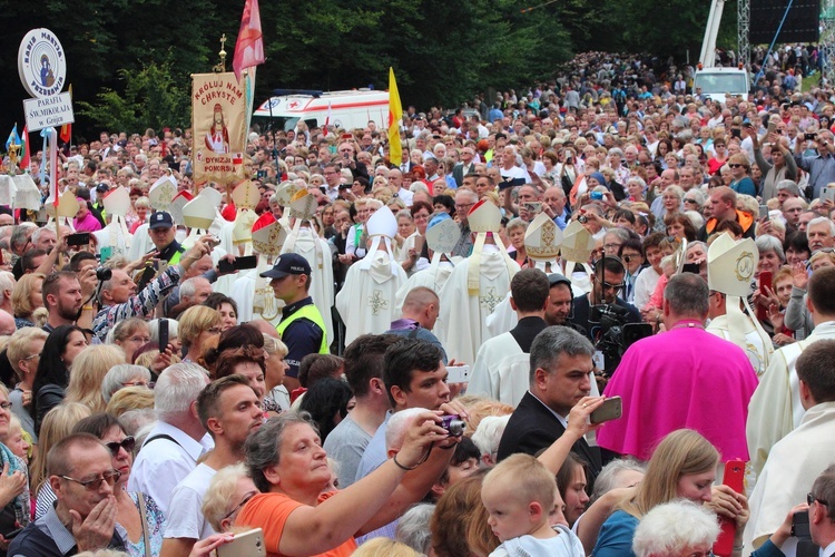 Główne uroczystości 140. rocznicy objawień maryjnych w Gietrzwałdzie