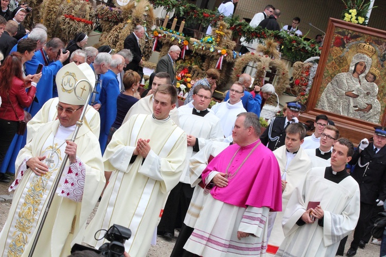 Główne uroczystości 140. rocznicy objawień maryjnych w Gietrzwałdzie