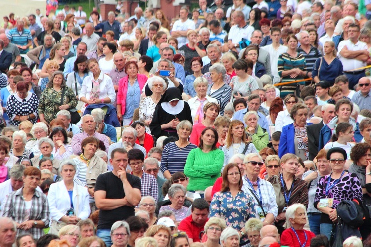 Główne uroczystości 140. rocznicy objawień maryjnych w Gietrzwałdzie