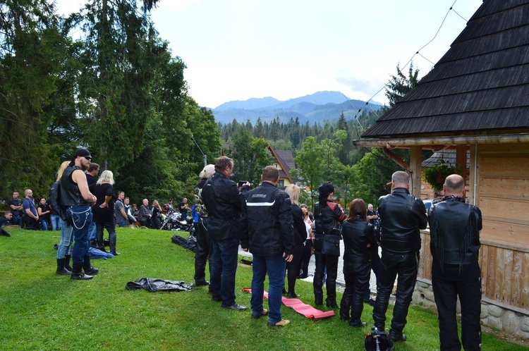 VI Motocyklowe nieszpory dziękczynne w Małem Cichem 