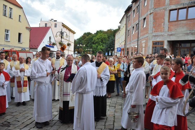 Jubileusz Odnowy w Duchu Świętym w Otmuchowie