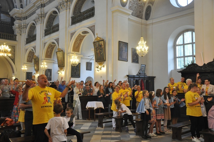 Jubileusz Odnowy w Duchu Świętym w Otmuchowie