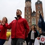 Studniówka "Szlachetnej Paczki" i "Akademii Przyszłości" w Krakowie