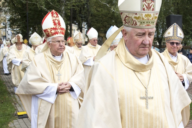 Przyszły następca abp. Henryka Hosera