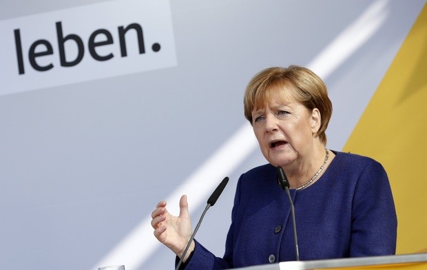 Merkel wzywa SPD do wykluczenia powyborczej koalicji z Lewicą