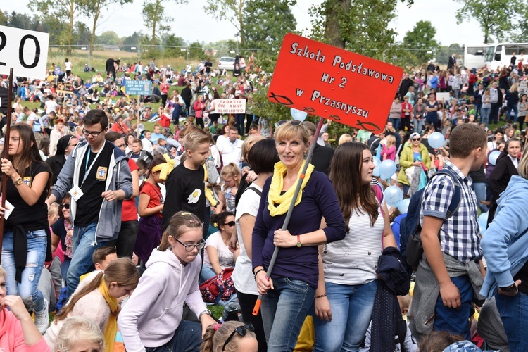 Pielgrzymka dzieci. Część 2