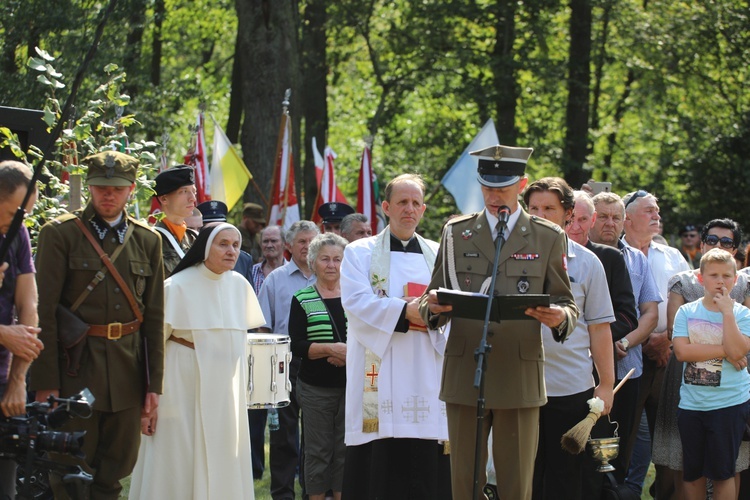 Na polanie śmierci żołnierzy "Bartka" w Starym Grodkowie - 2017