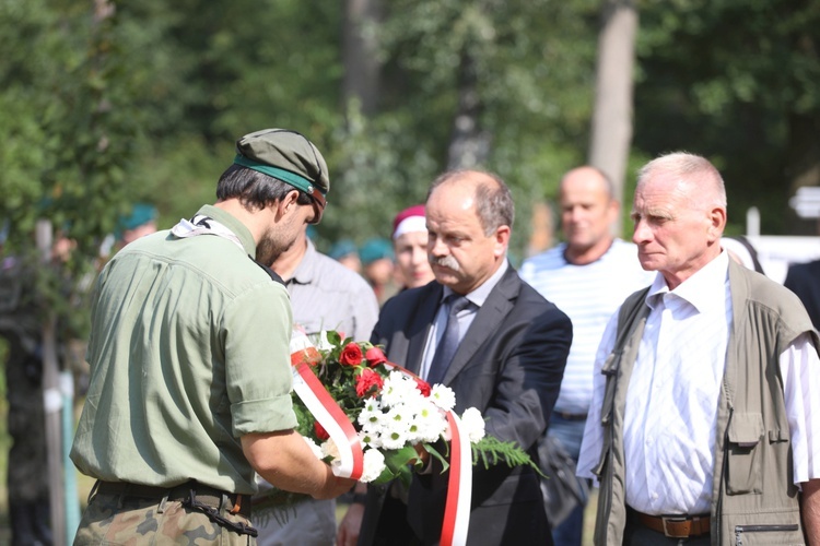 Na polanie śmierci żołnierzy "Bartka" w Starym Grodkowie - 2017