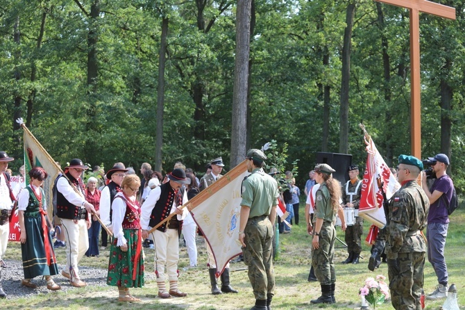 Na polanie śmierci żołnierzy "Bartka" w Starym Grodkowie - 2017