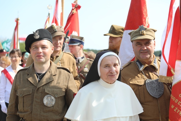 Na polanie śmierci żołnierzy "Bartka" w Starym Grodkowie - 2017