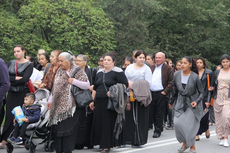 Pielgrzymka Romów do Limanowej