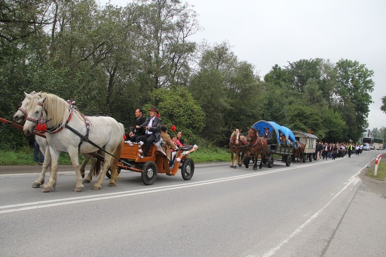 Pielgrzymka Romów do Limanowej