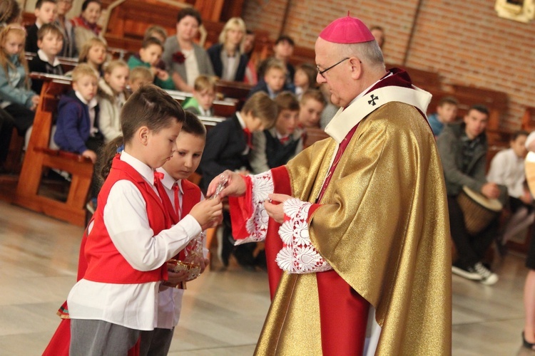 20-lecie Katolickiej Szkoły Podstawowej im. Świetej Rodziny w Olsztynie