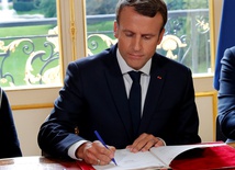 Prezydent Macron podpisał reformę kodeksu pracy