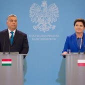 Premierzy Polski i Węgier: Droga, którą obraliśmy ws. migracji okazała się słuszna