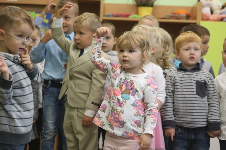 Poświęcenie Przedszkola Parafialnego im. św. Jana Pawła II w Andrychowie