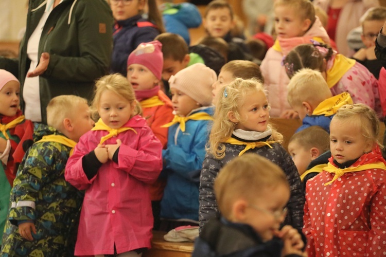 Poświęcenie Przedszkola Parafialnego im. św. Jana Pawła II w Andrychowie