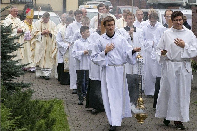 Nowe sanktuarium św. o. Pio na Gocławiu