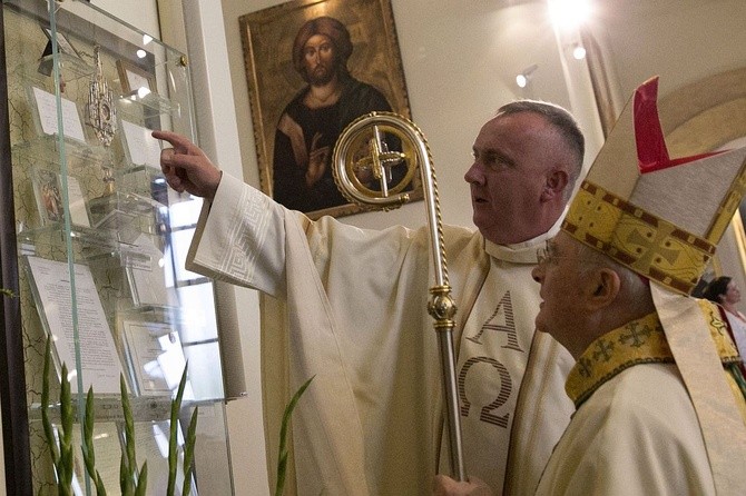 Nowe sanktuarium św. o. Pio na Gocławiu