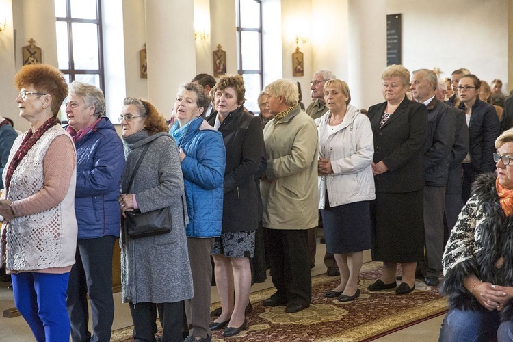 Maryja pozostaje w Miąsem. Chce odwiedzić każdą rodzinę