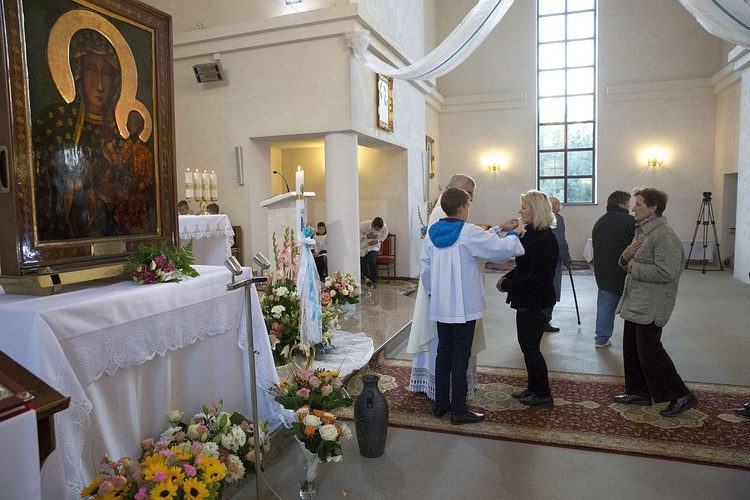 Maryja pozostaje w Miąsem. Chce odwiedzić każdą rodzinę